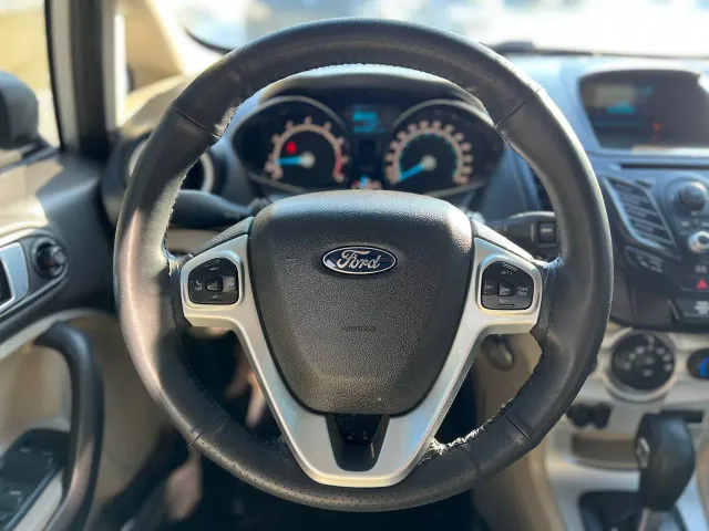 Ford Fiesta - фото 5