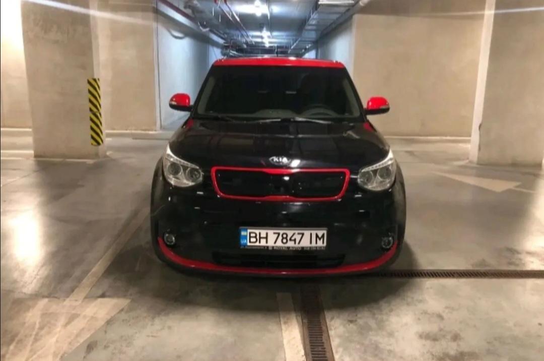 Kia Soul EV - фото 1