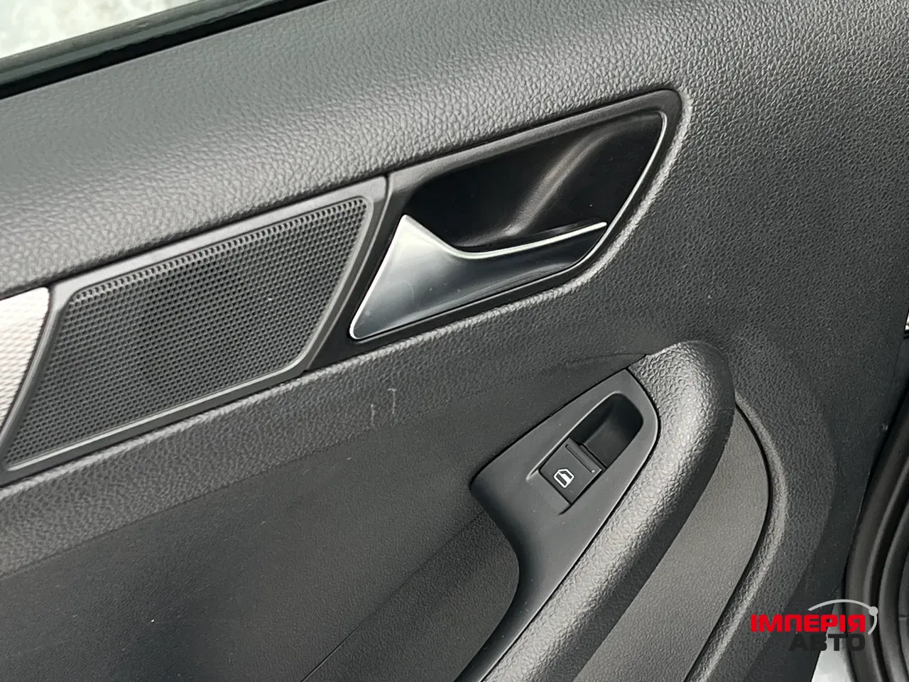 Volkswagen Jetta - фото 17