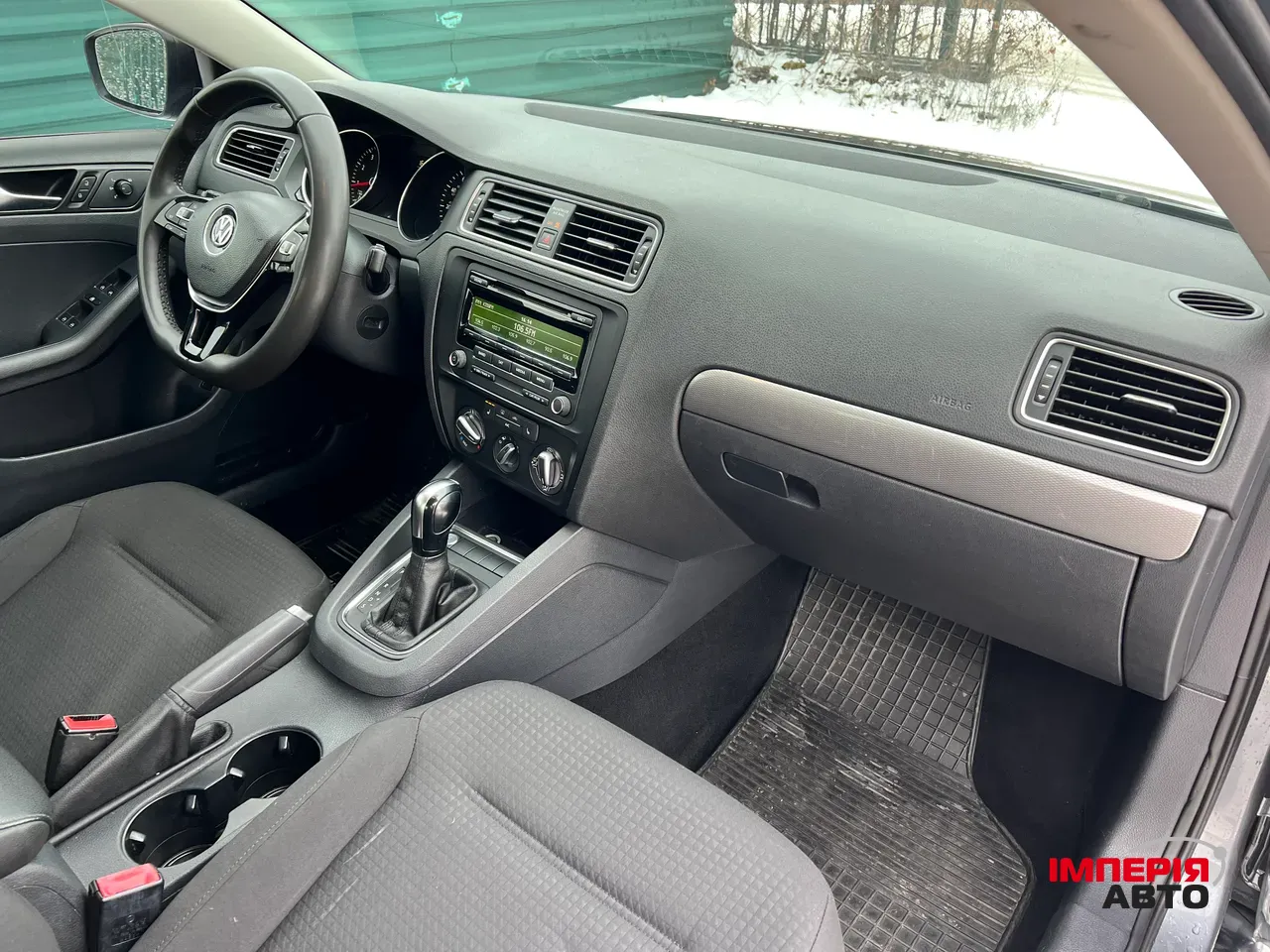 Volkswagen Jetta - фото 30