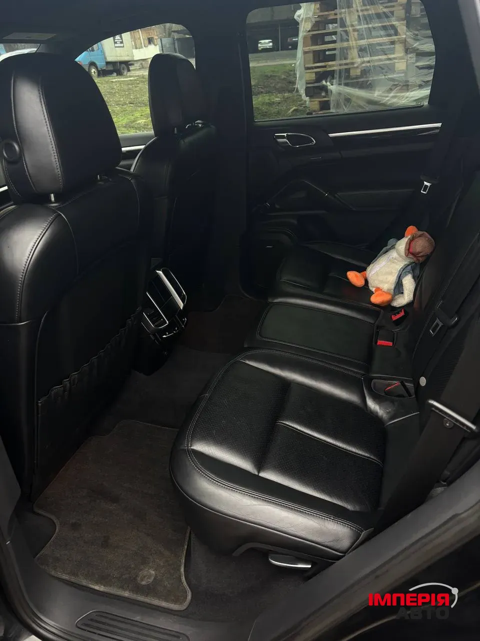 Porsche Cayenne - фото 11