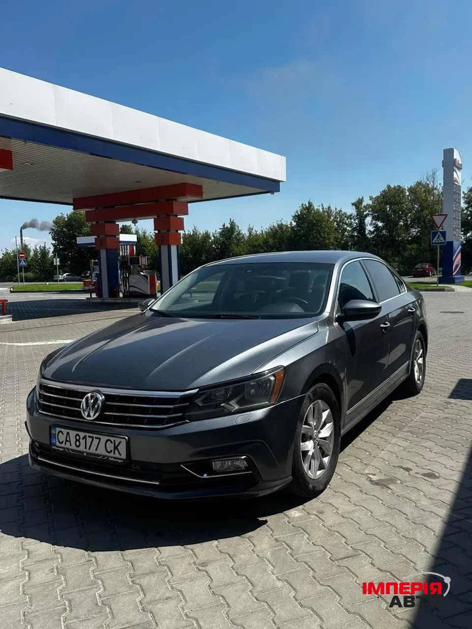 Volkswagen Passat - фото 1