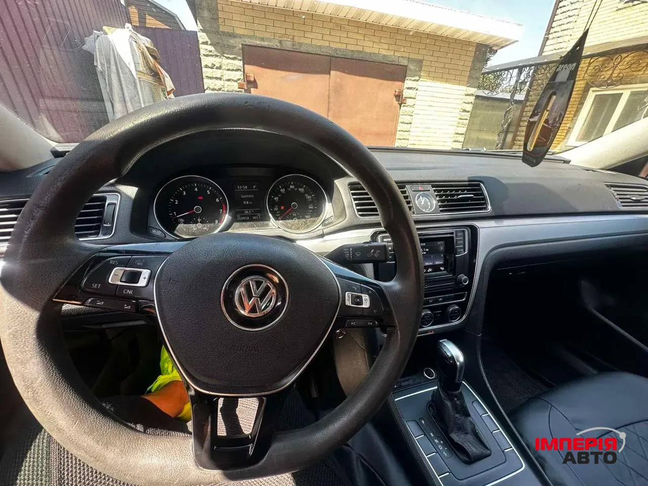 Volkswagen Passat - фото 13