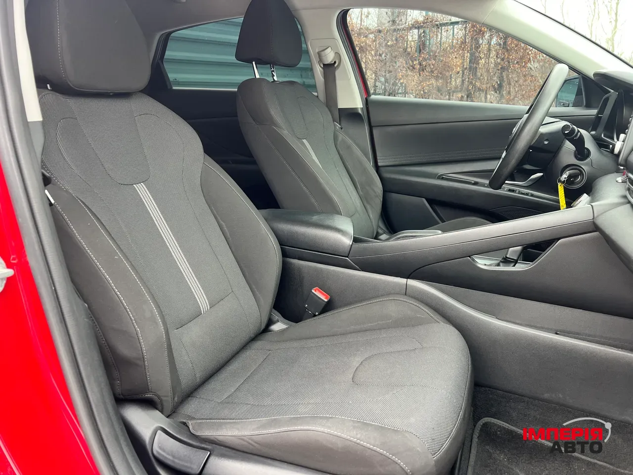 Hyundai Elantra - фото 26