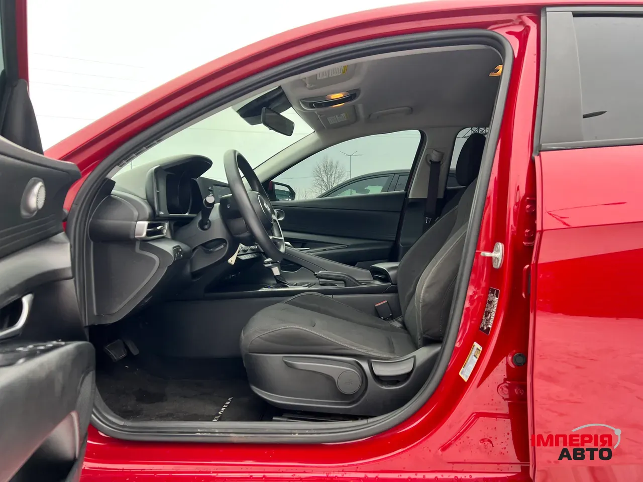 Hyundai Elantra - фото 9