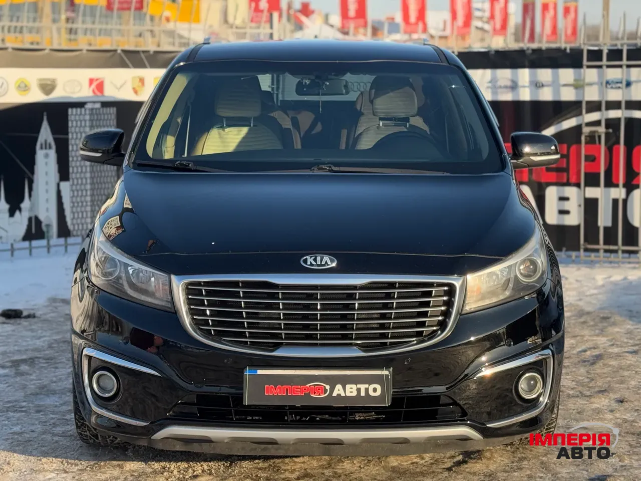 Kia Carnival - фото 3