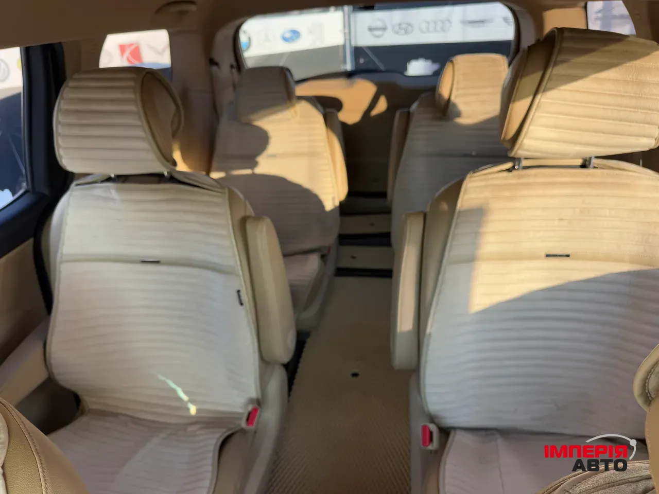 Kia Carnival - фото 10
