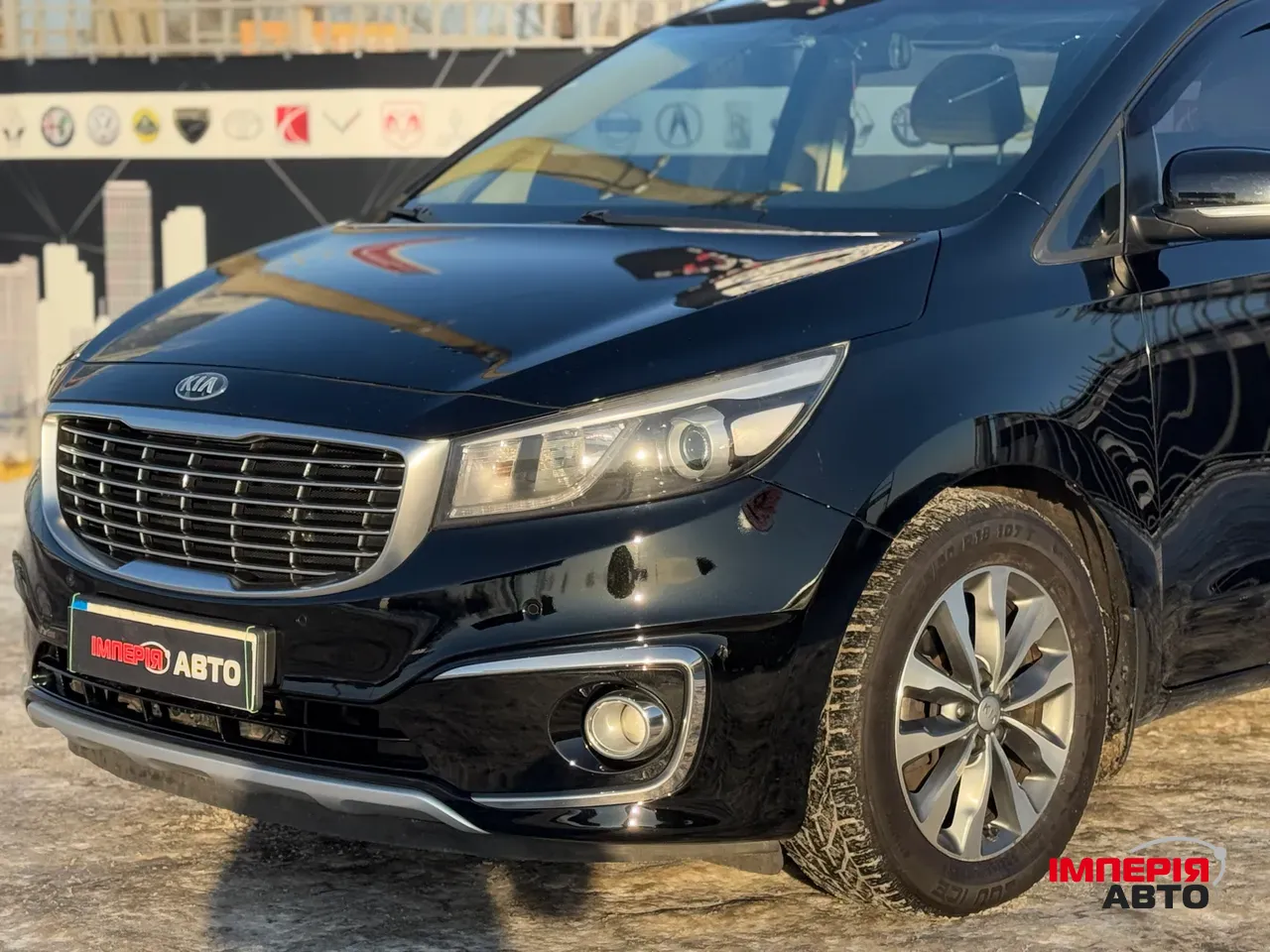 Kia Carnival - фото 4