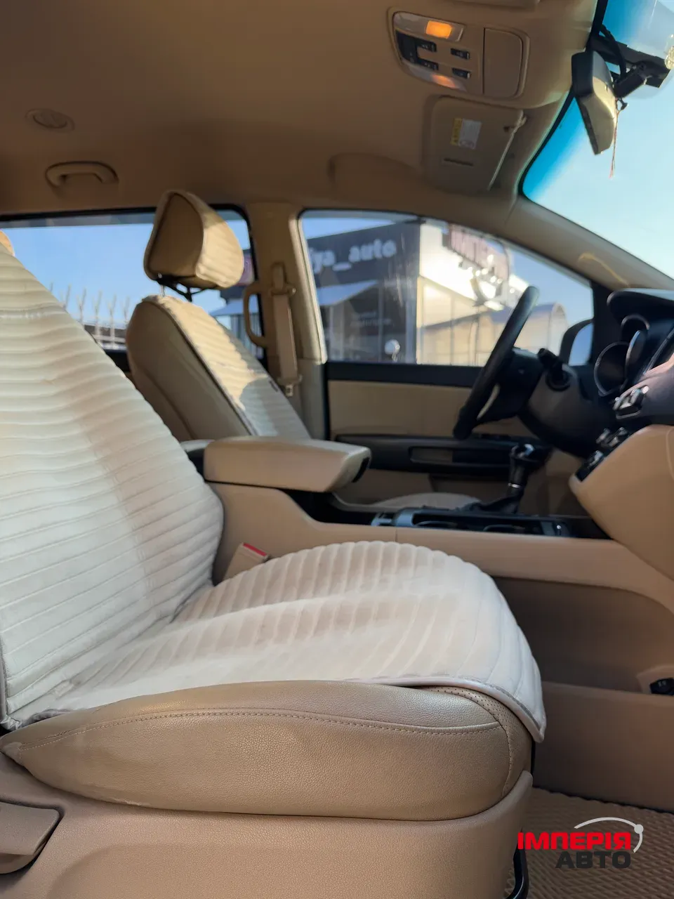 Kia Carnival - фото 14