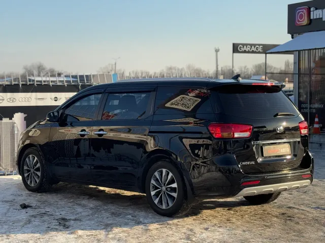 Kia Carnival - фото 5