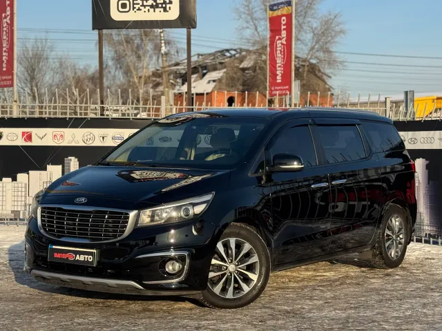 Kia Carnival - фото 1