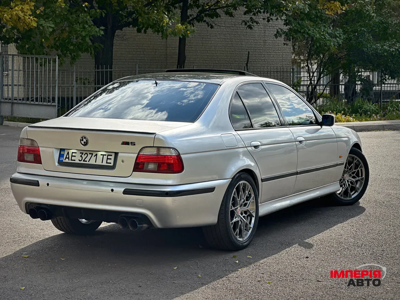 BMW 5 серії - фото 21