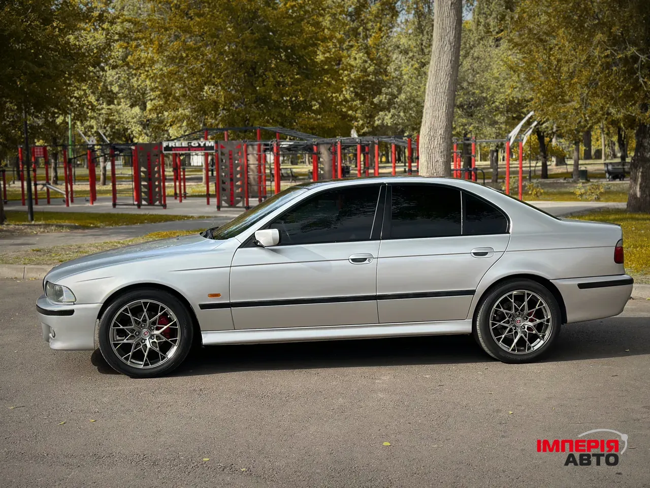 BMW 5 серії - фото 3