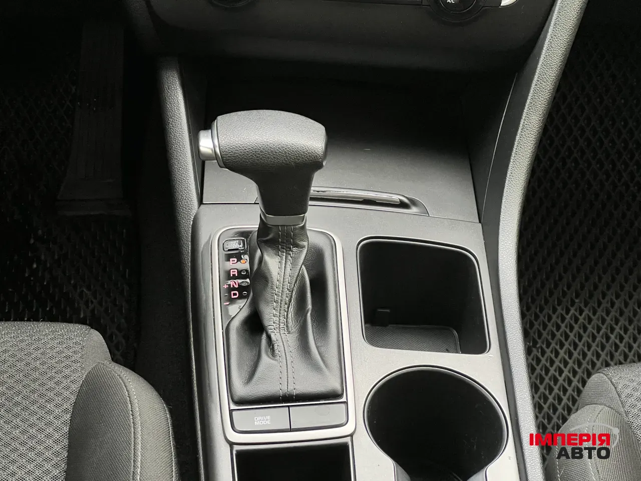 Kia Optima - фото 20