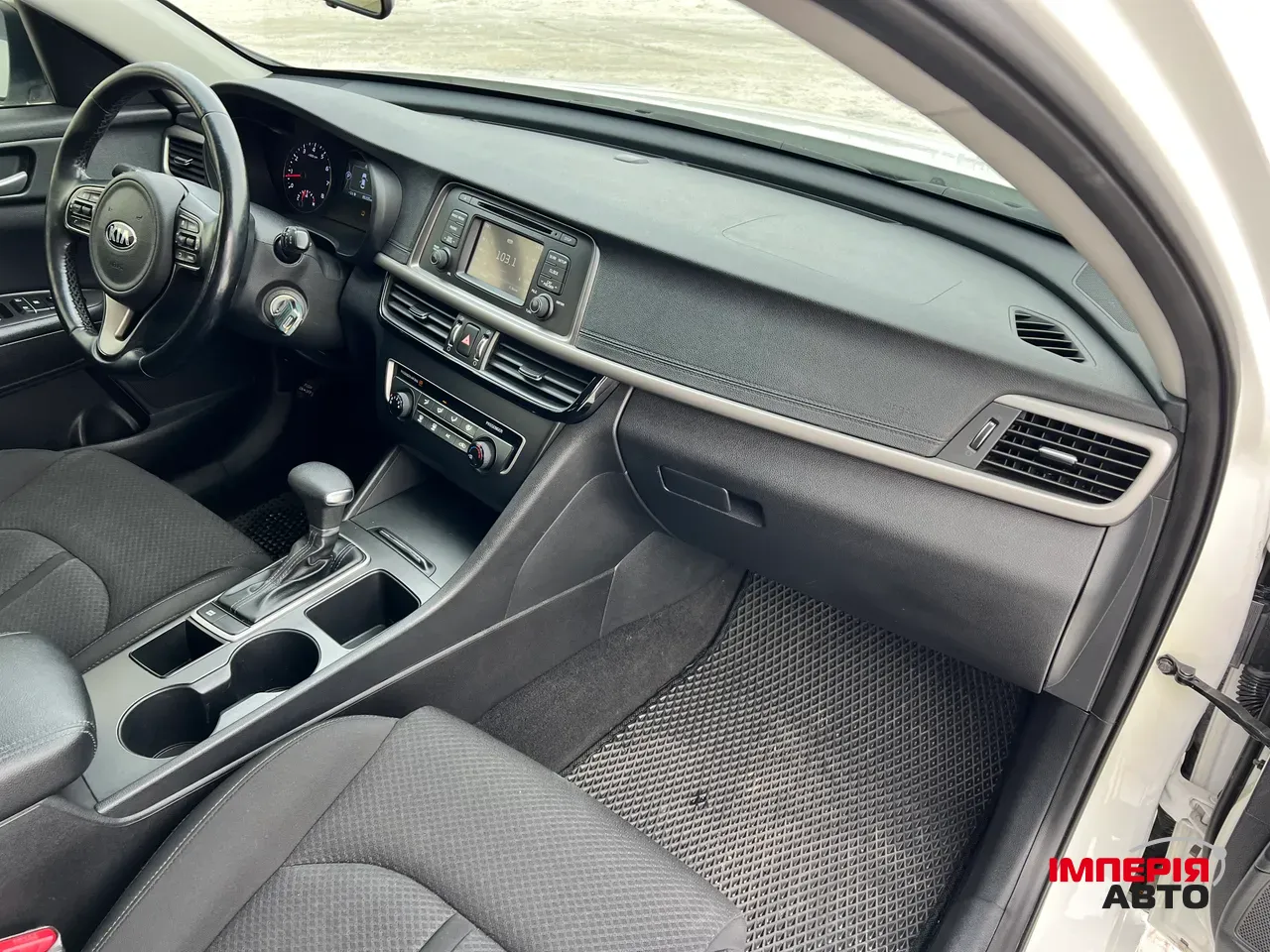 Kia Optima - фото 28