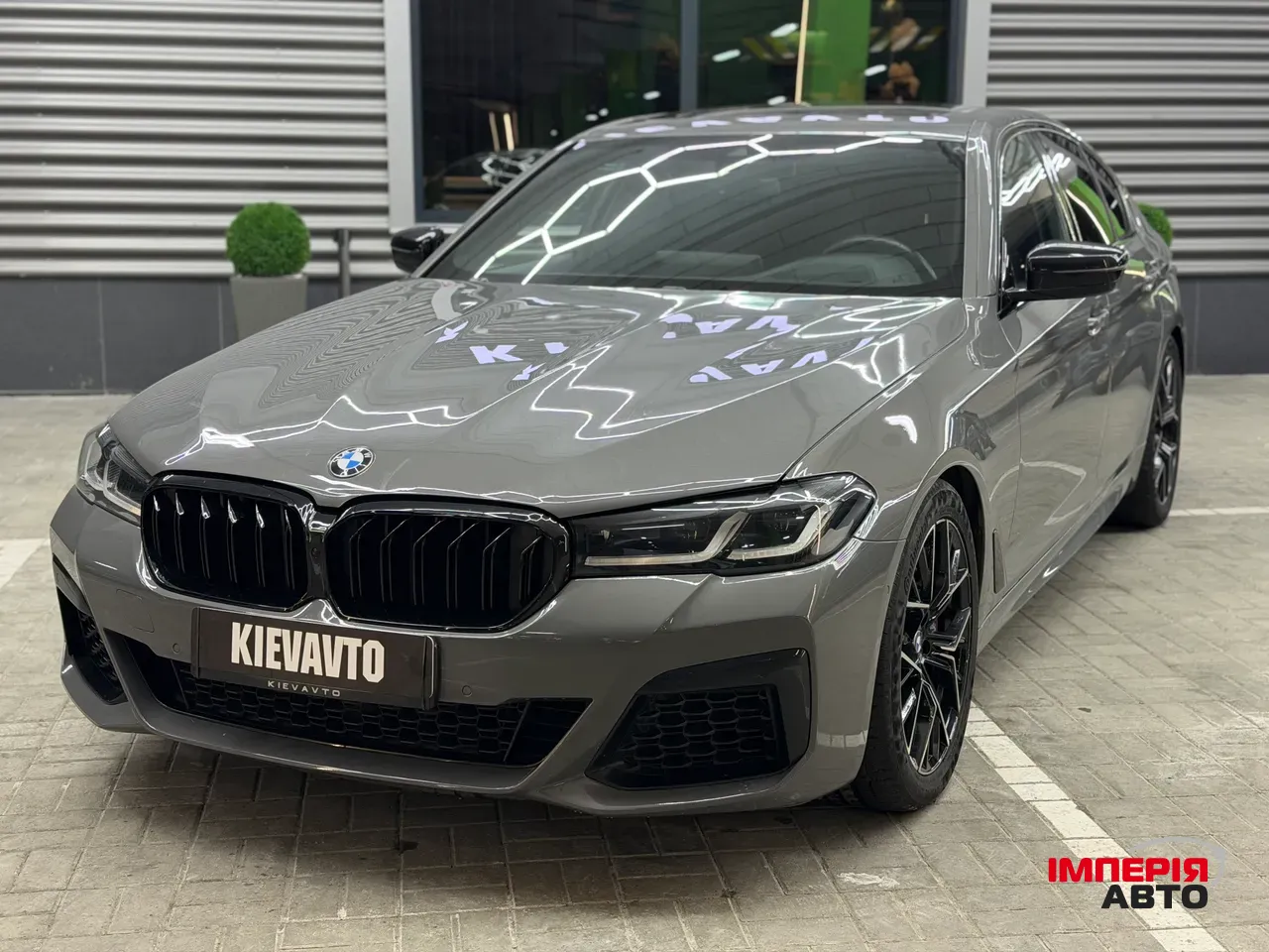 BMW 5 серії - фото 2