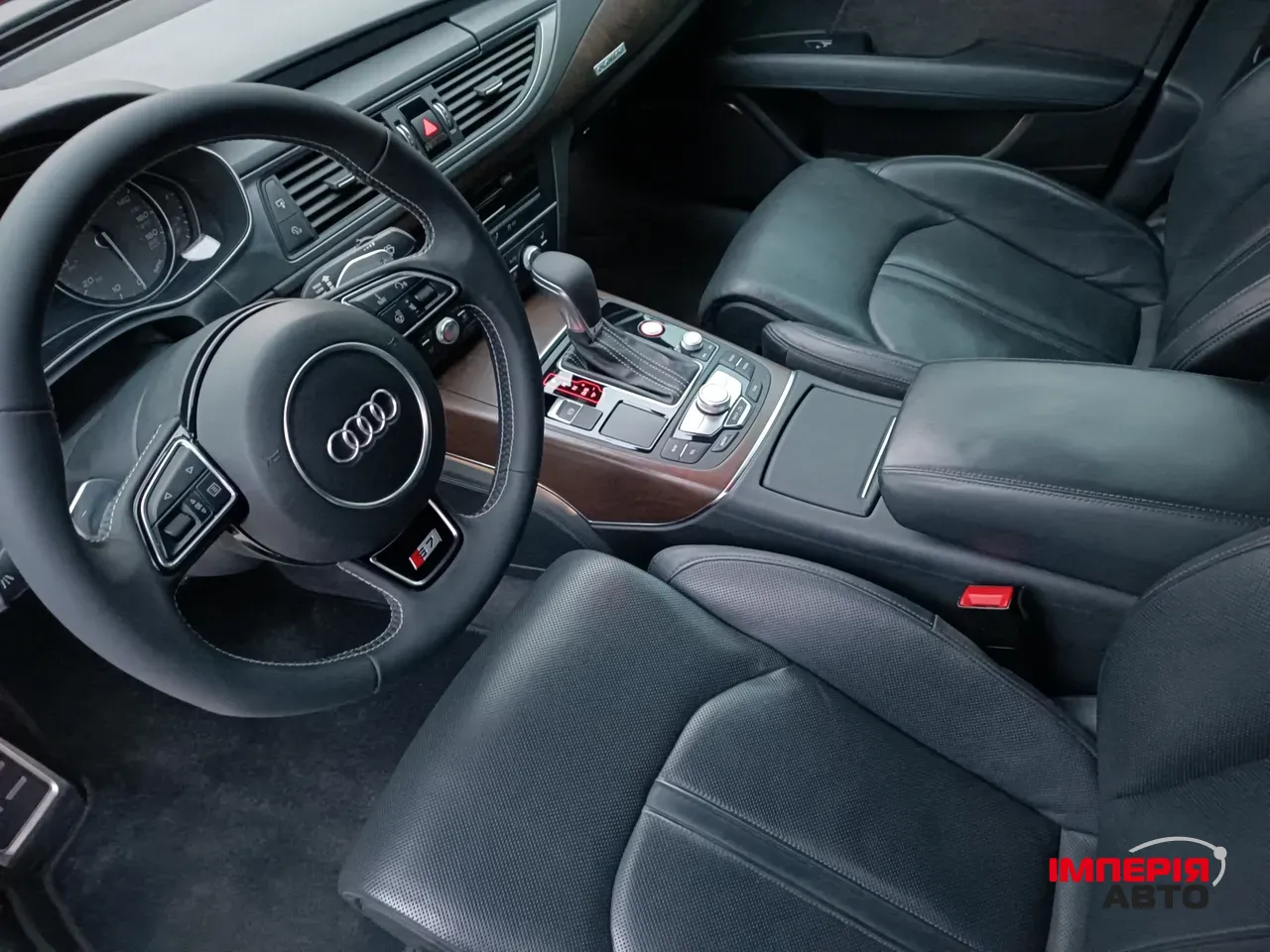 Audi S7 - фото 33