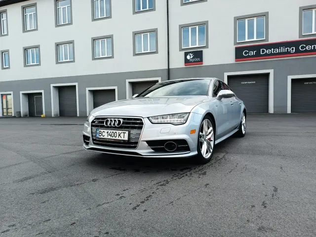 Audi S7 - фото 2