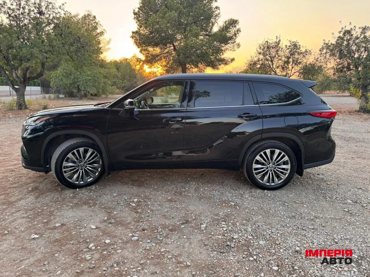 Toyota Highlander - фото 15