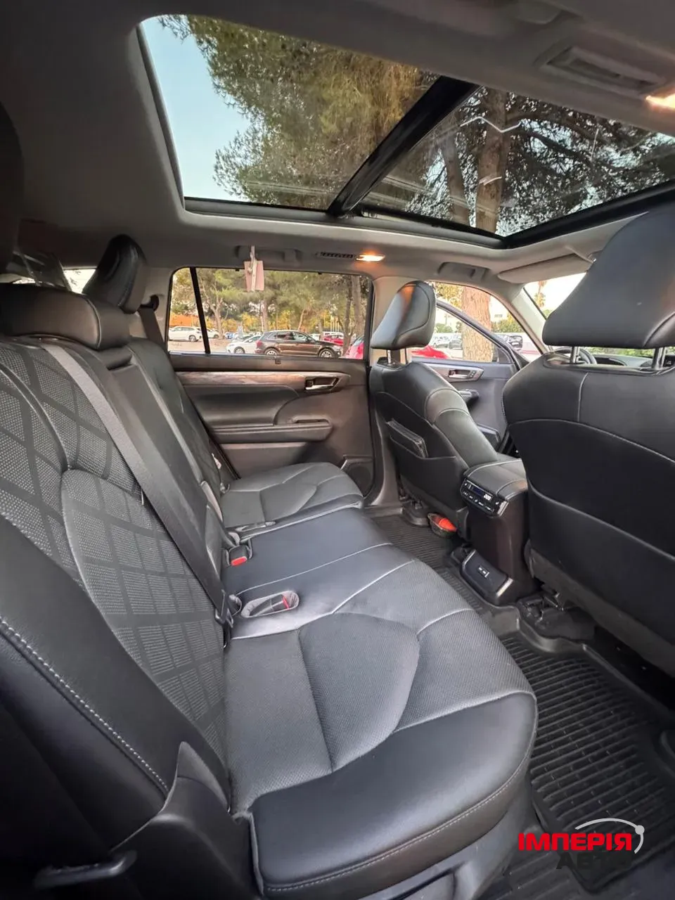 Toyota Highlander - фото 19