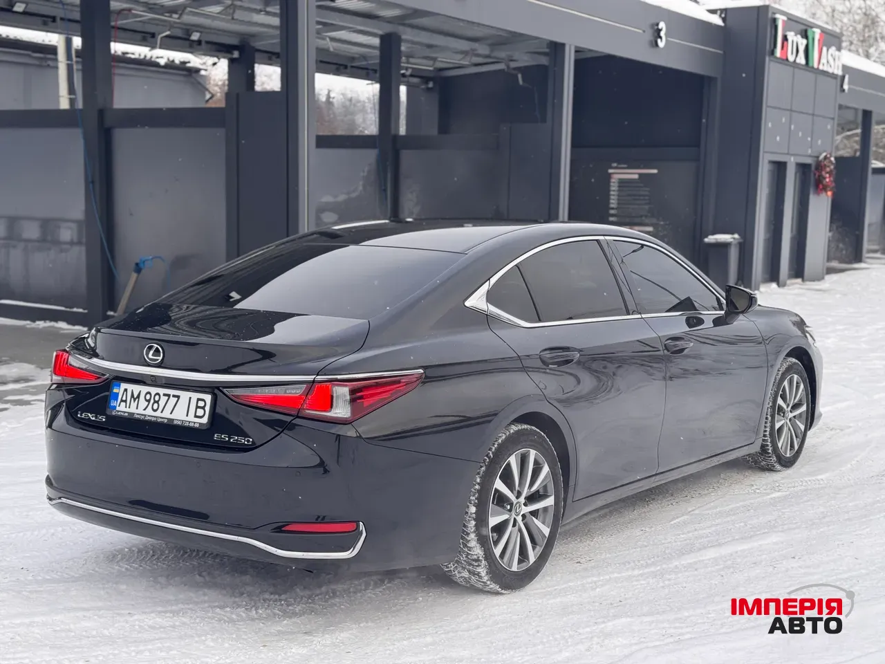 Lexus ES - фото 8