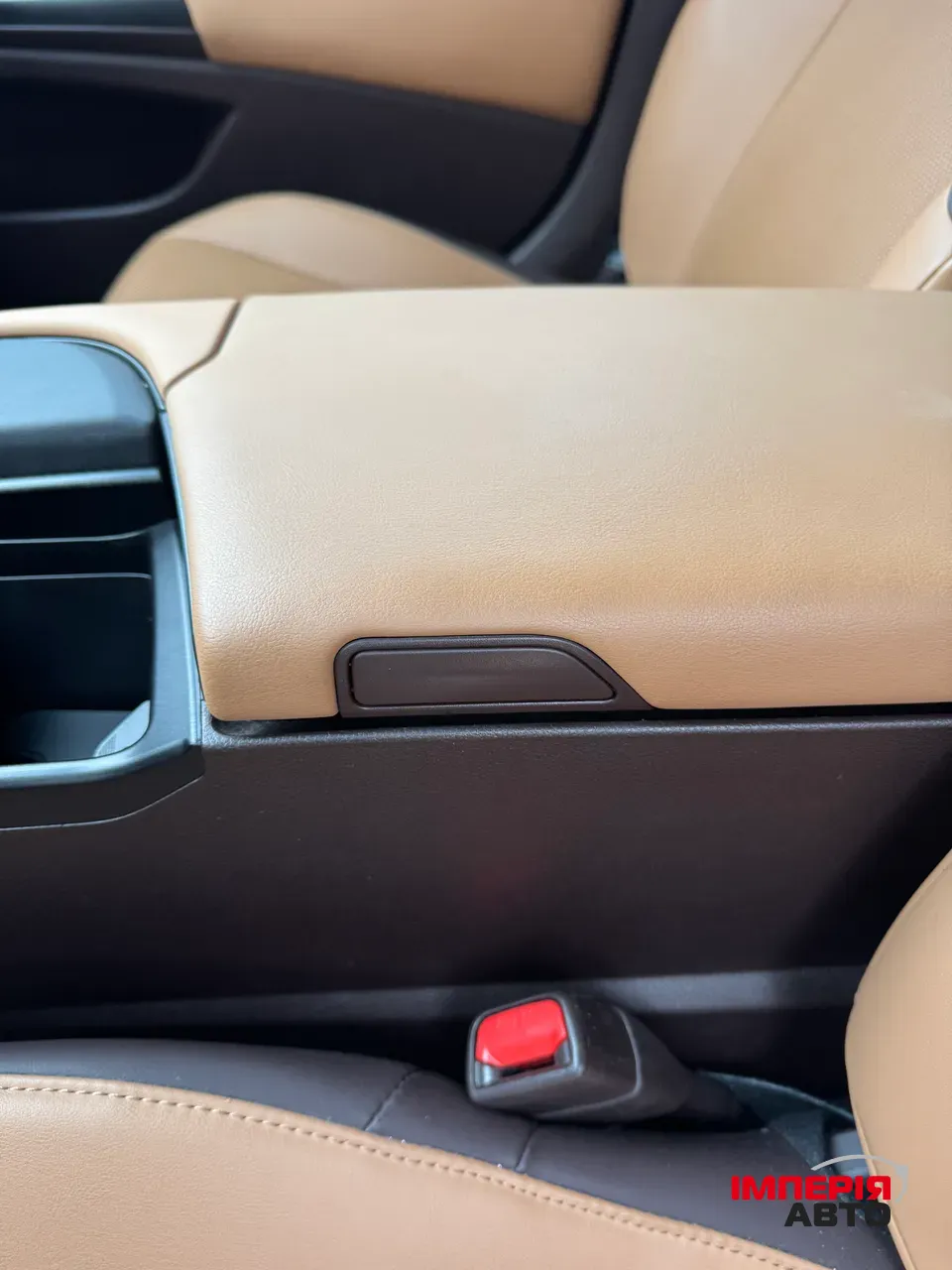 Lexus ES - фото 13