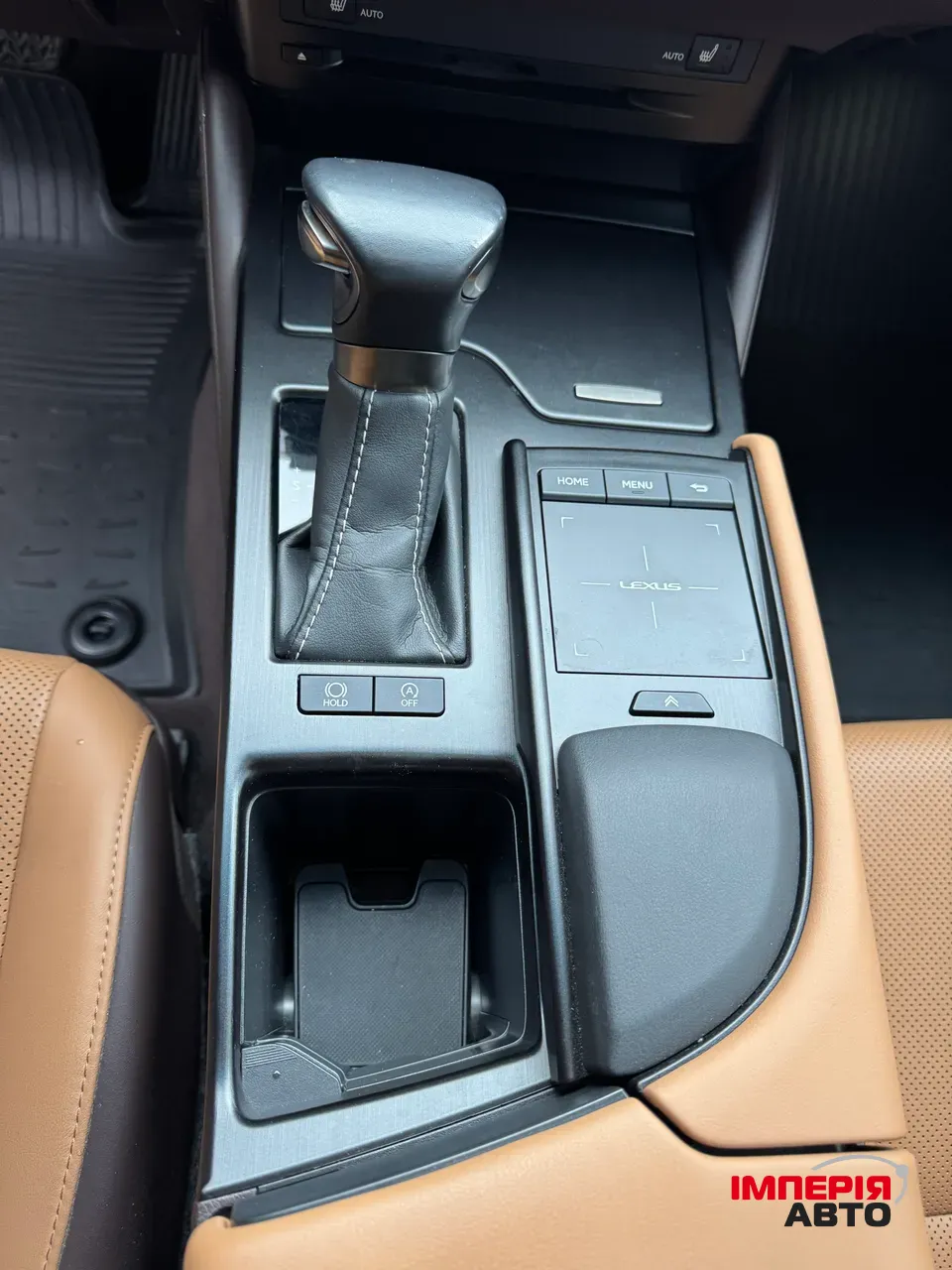 Lexus ES - фото 14