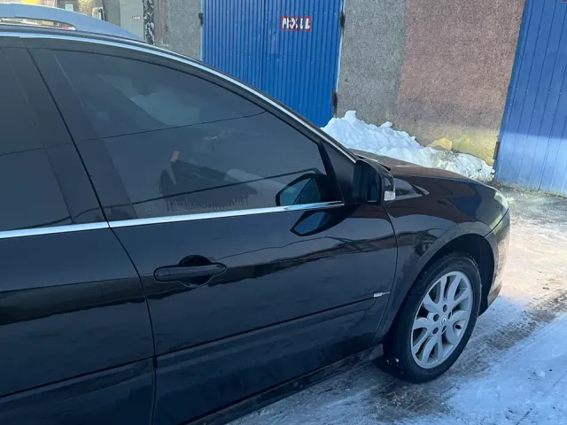 Renault Laguna - фото 4