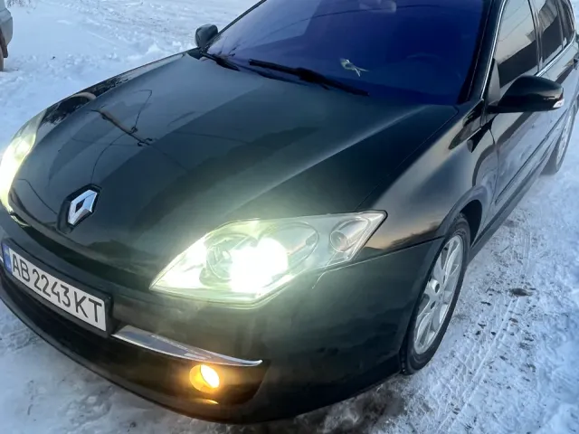Renault Laguna - фото 1
