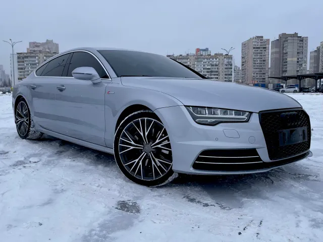 Audi A7 - фото 1