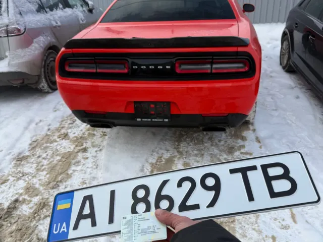 Dodge Challenger - фото 2