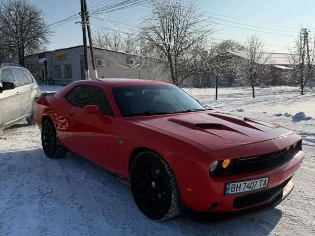 Dodge Challenger - фото 4