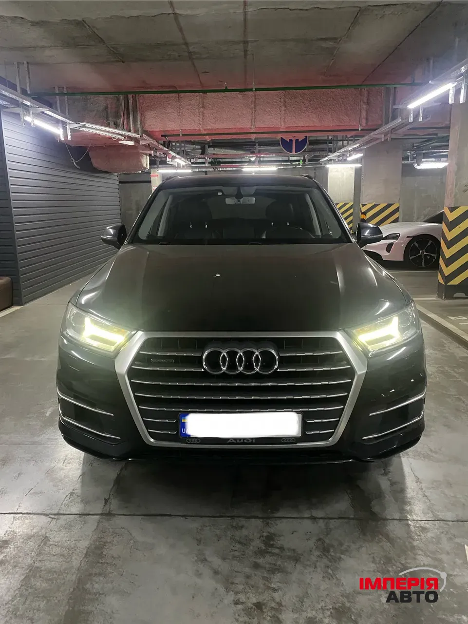 Audi Q7 - фото 9