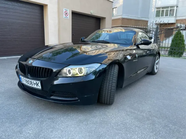 BMW Z4 - фото 1