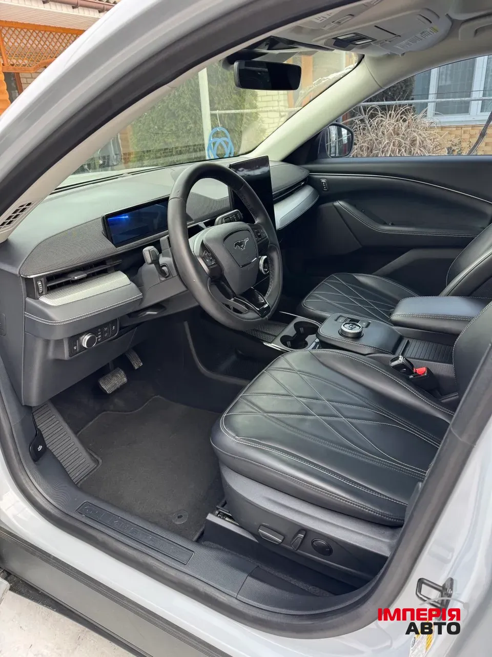 Ford Mustang Mach-E - фото 8