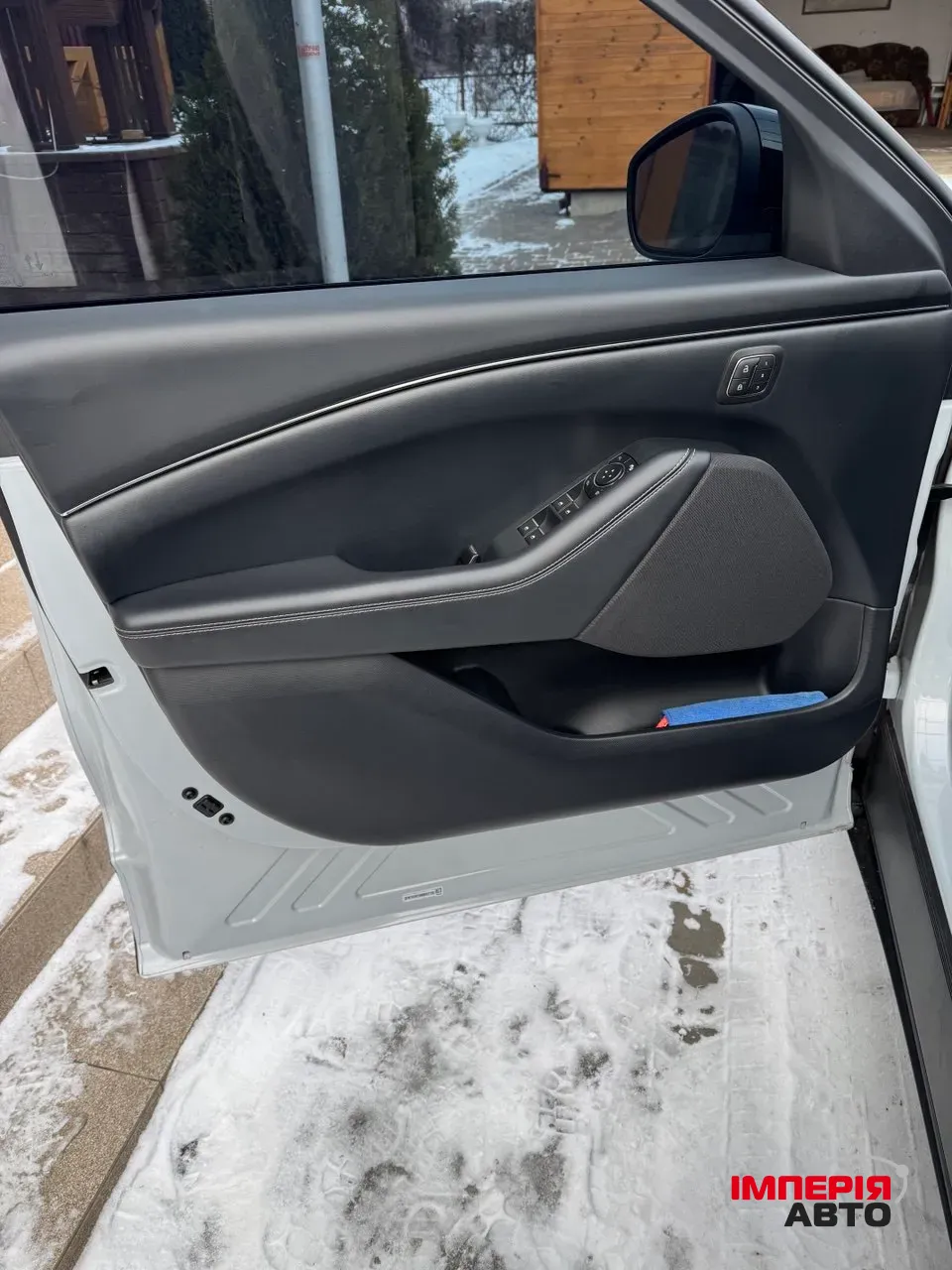 Ford Mustang Mach-E - фото 9