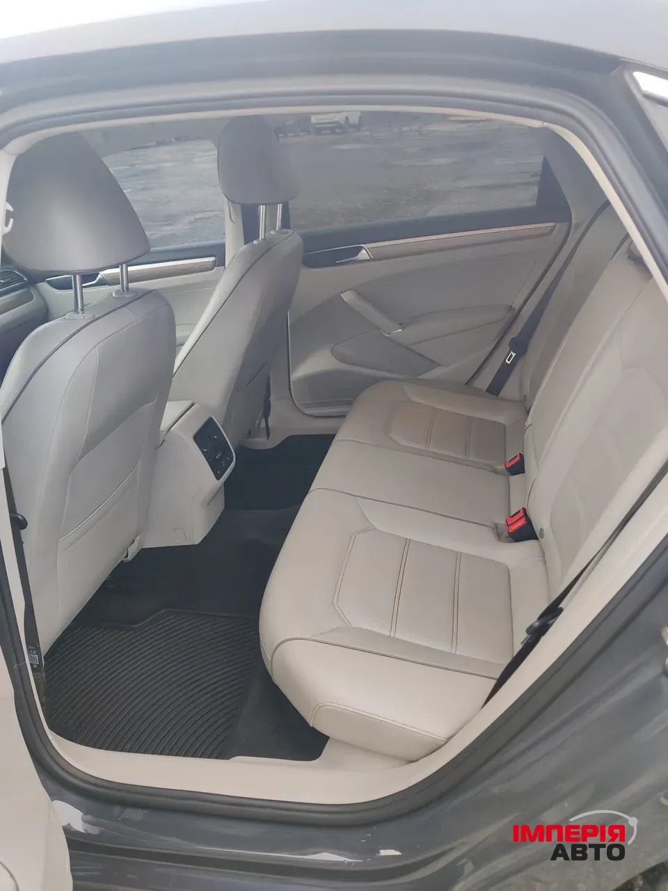 Volkswagen Passat (North America and China) - фото 40