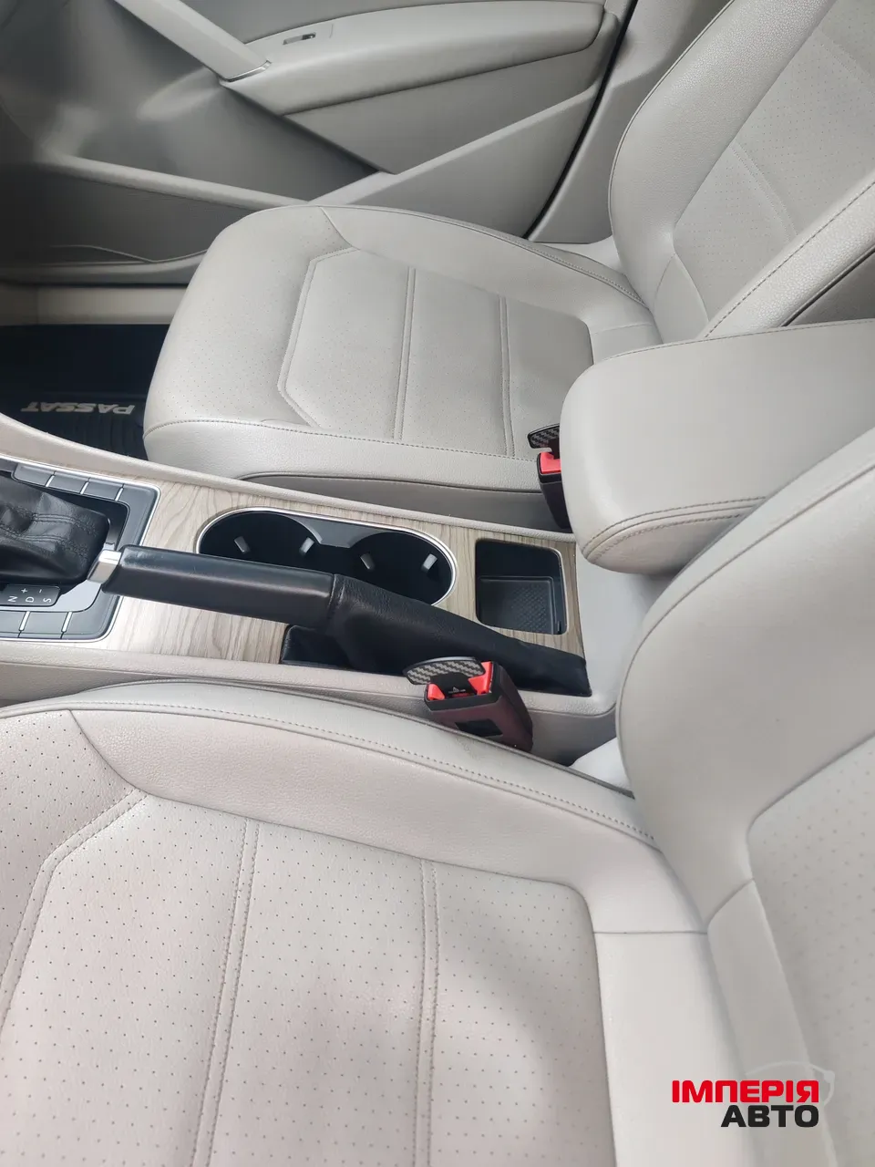 Volkswagen Passat (North America and China) - фото 27