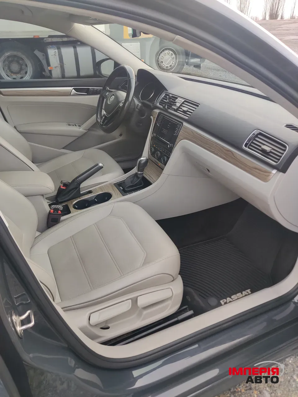 Volkswagen Passat (North America and China) - фото 37