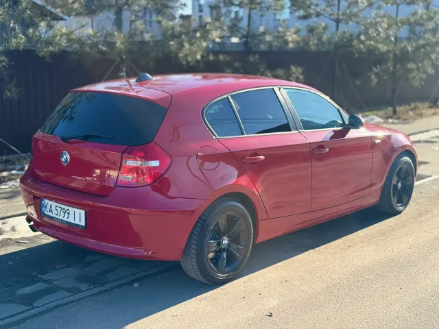 BMW 1 серії - фото 2