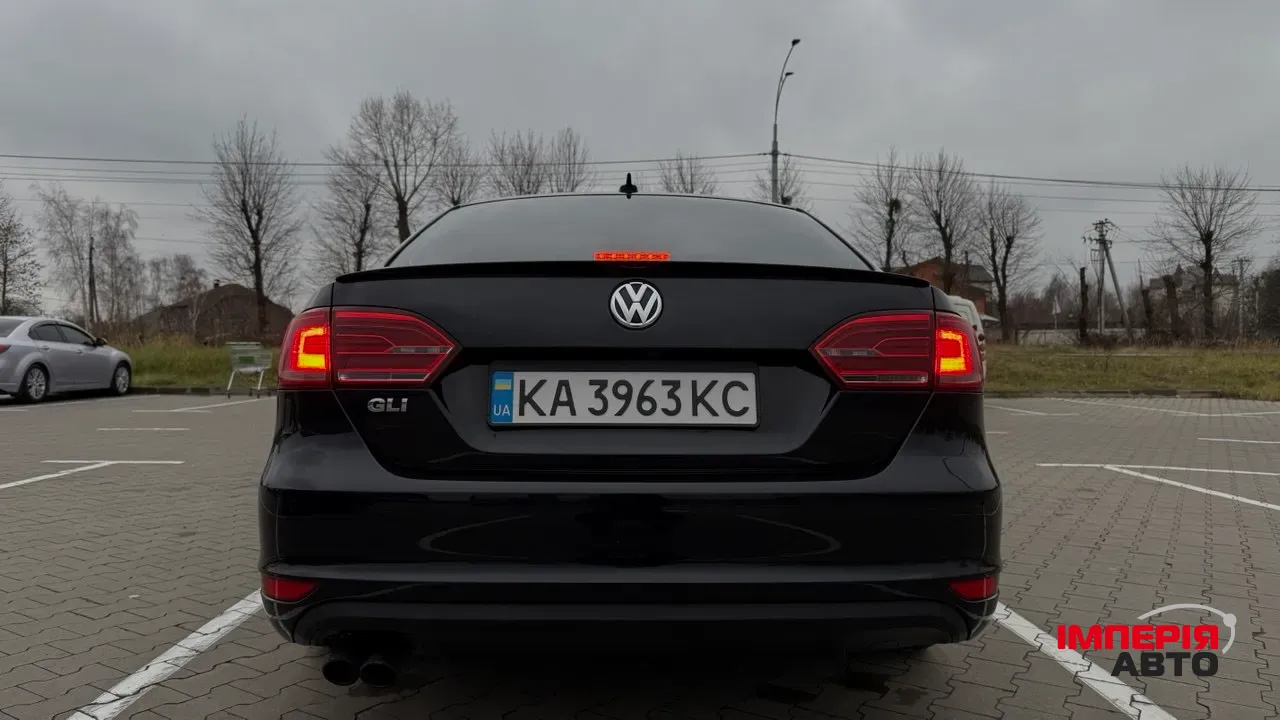 Volkswagen Jetta - фото 26