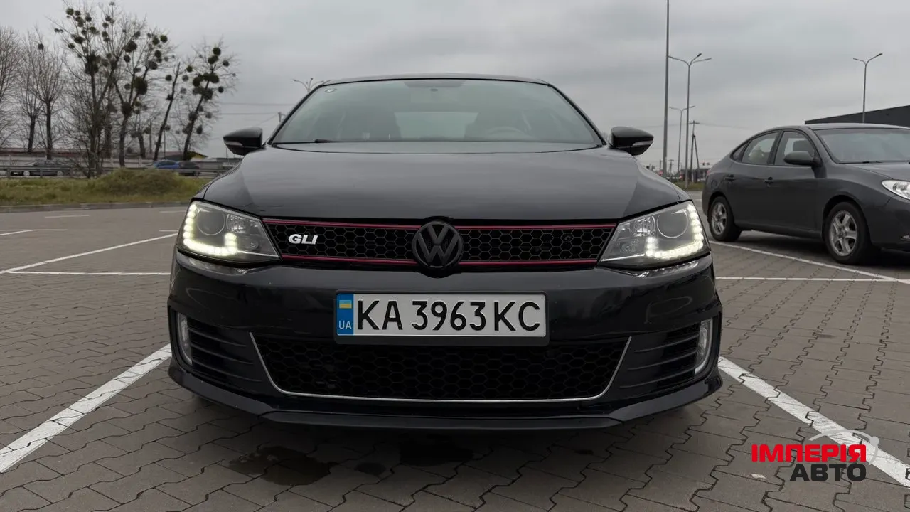 Volkswagen Jetta - фото 3