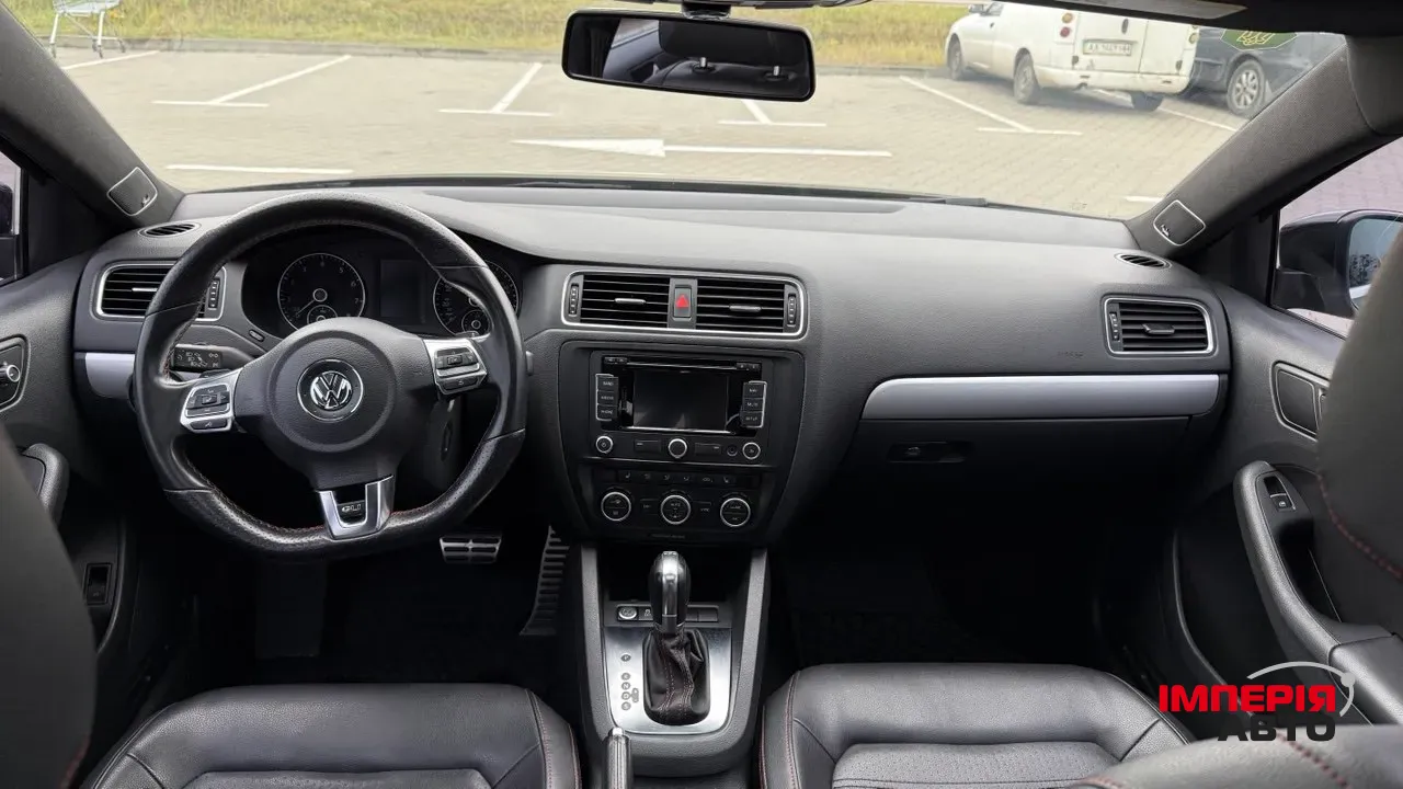 Volkswagen Jetta - фото 17