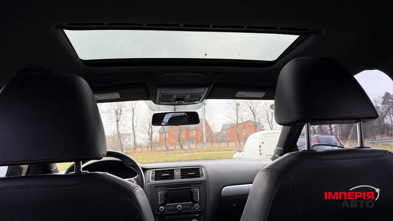 Volkswagen Jetta - фото 21