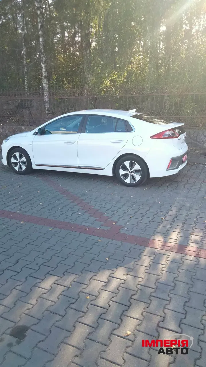 Hyundai IONIQ - фото 7