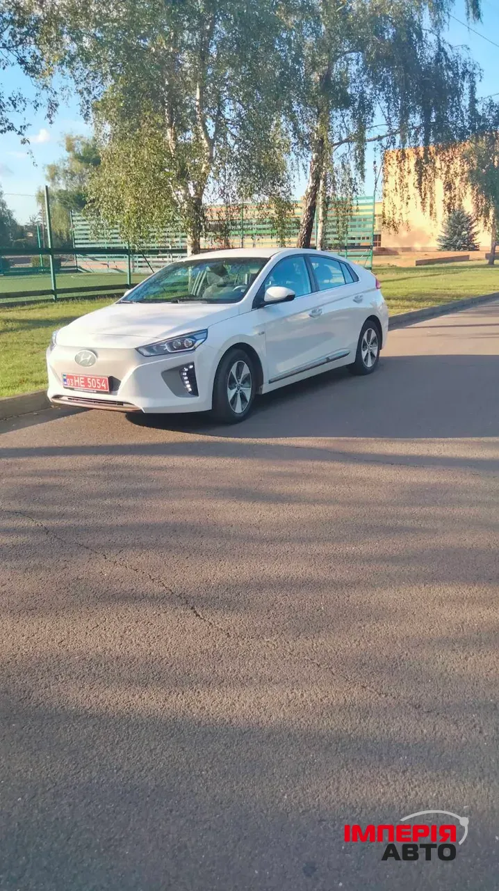 Hyundai IONIQ - фото 5