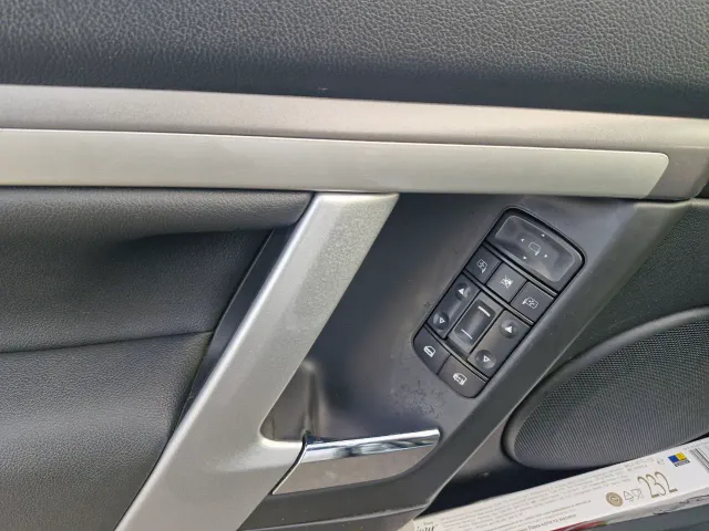 Opel Vectra - фото 5