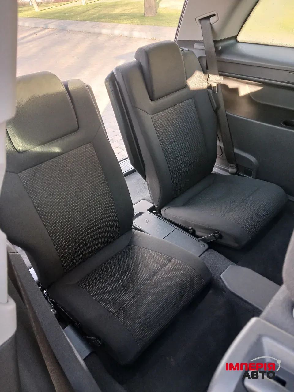 Opel Zafira - фото 10