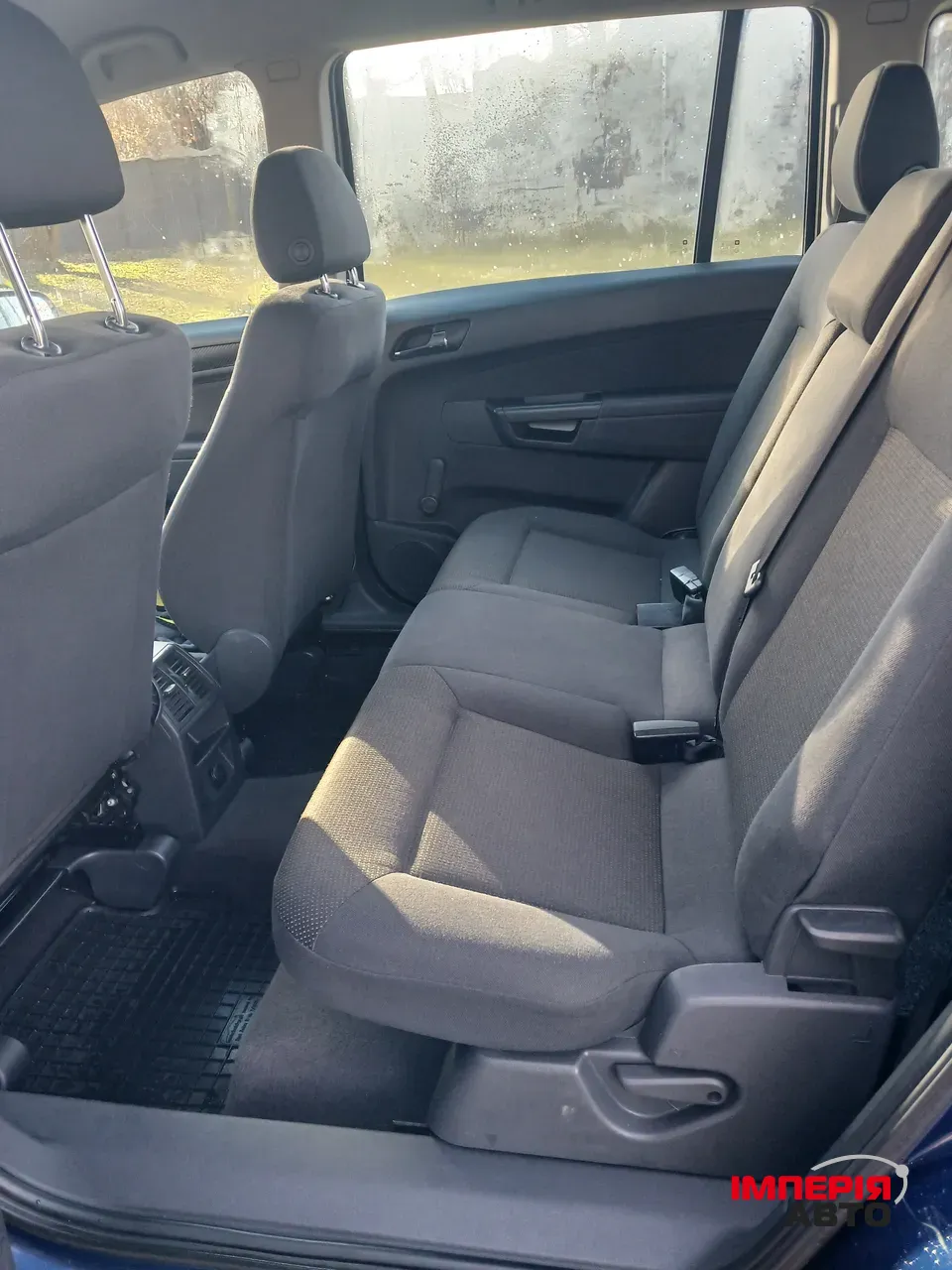 Opel Zafira - фото 7