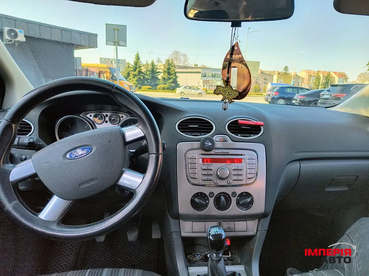 Ford Focus - фото 6